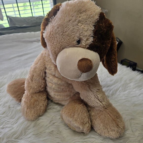 Toys R Us Plush Puppy Dog Tan Brown Patch Eye Stuffed Animal 18 Inch Logo Paw